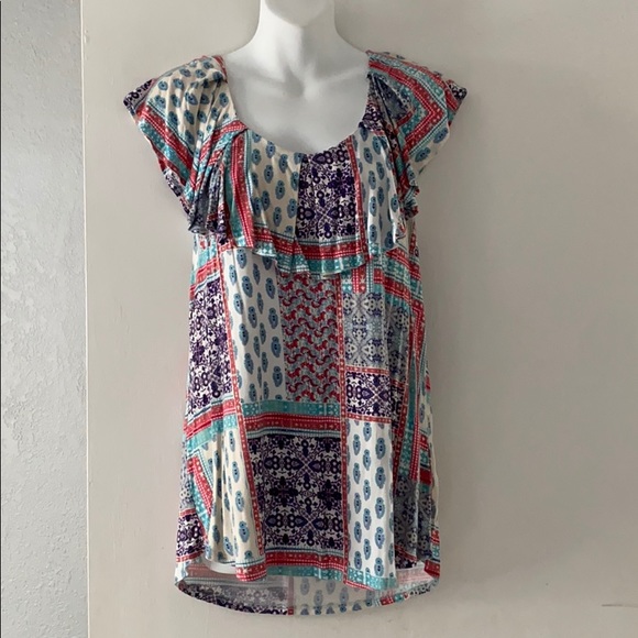 A blouse - Picture 1 of 4